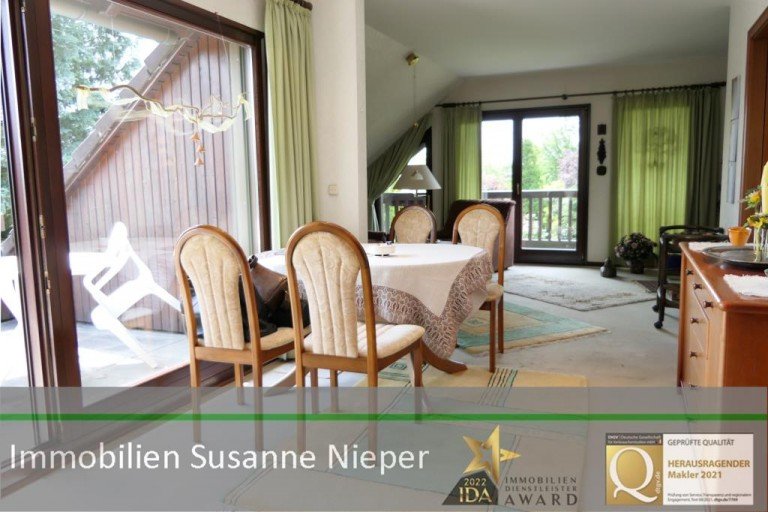 Wohnzimmer Solingen Etagenwohnung Wohlf�hldomizil f�r einen 1-Personenhaushalt mit Dachterrasse in H�sten
