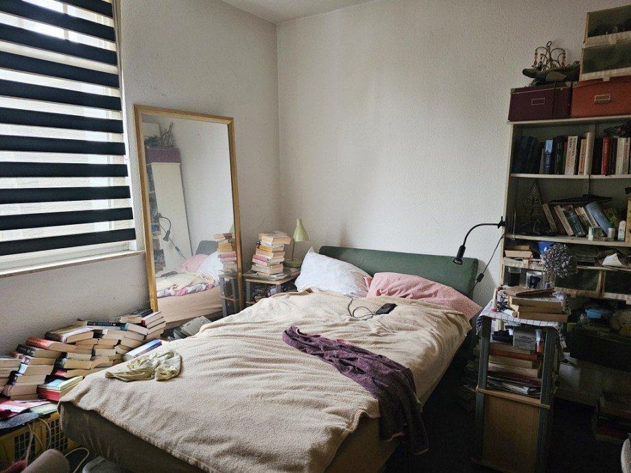 Schlafzimmer Einliegerwohnung Mehrfamilienhaus Solingen