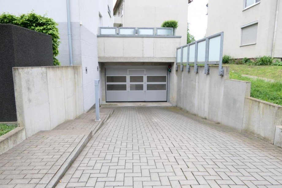 Tiefgaragenzufahrt Erdgeschosswohnung Bochum
