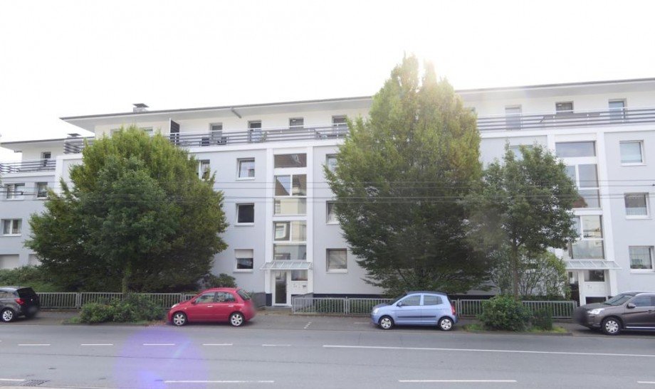 Hausansicht Dachgeschosswohnung Solingen