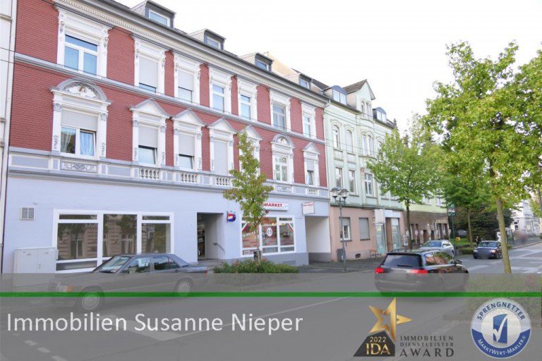 Au�enansicht Solingen Ladenlokal TOP renoviert - 160m� Ladenlokal in der Innenstadt von Solingen Wald