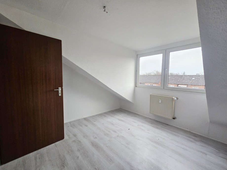 Wohnk�che Dachgeschosswohnung D�sseldorf
