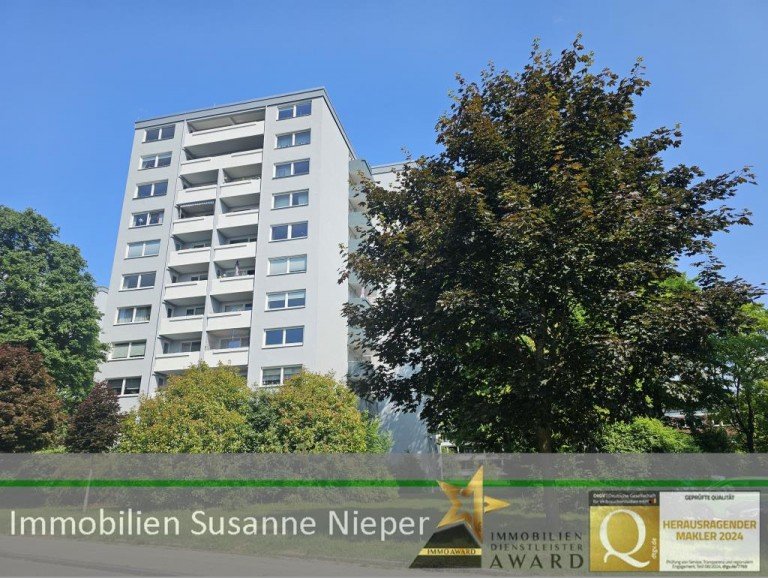 Hausansicht Essen Etagenwohnung Barrierefreie Eigentumswohnung mit Aufzug, Balkon und auf Wunsch mit Einrichtung - Top Lage in Essen-Huttrop