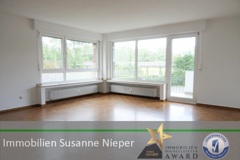 Wohnzimmer Solingen Erdgeschosswohnung Gro�z�gig und gepflegt im Erdgeschoss auf 90 m� mit Balkon und Garage