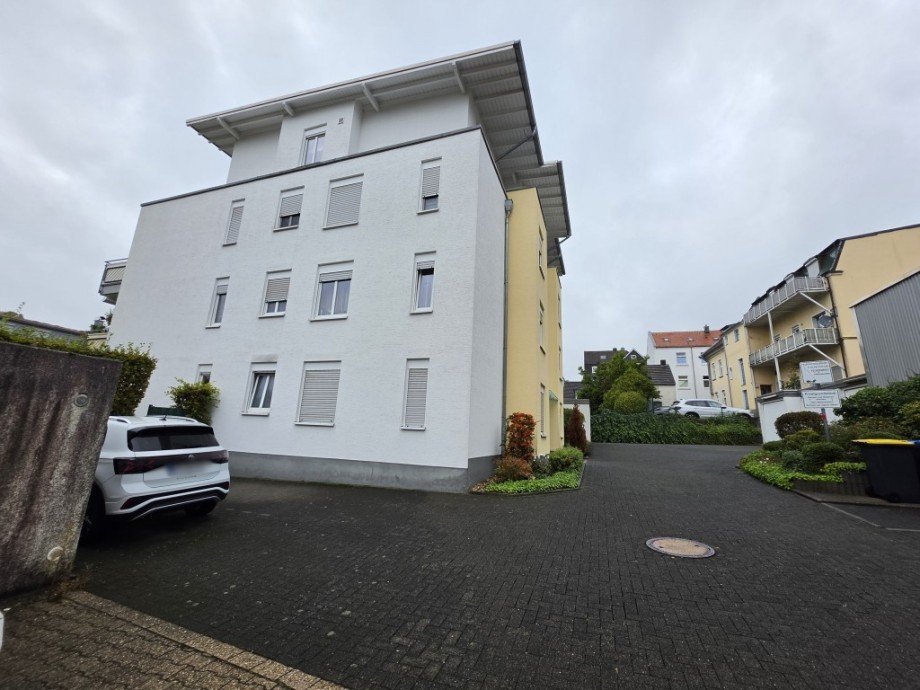 Hausansicht Etagenwohnung Solingen