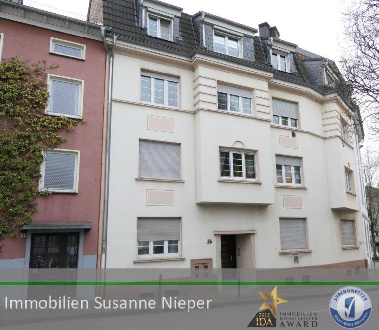 Hausansicht Wuppertal Wohnung Kapitalaufbau oder Selbsteinzug - ETW mit Loggia in Wuppertal Barmen