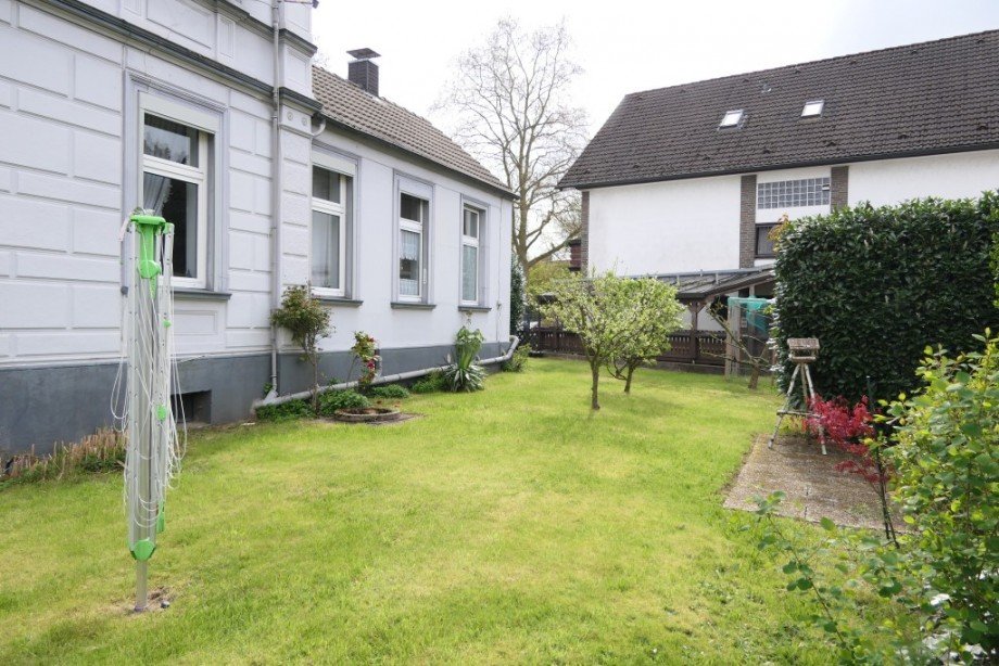 Garten Mehrfamilienhaus Solingen