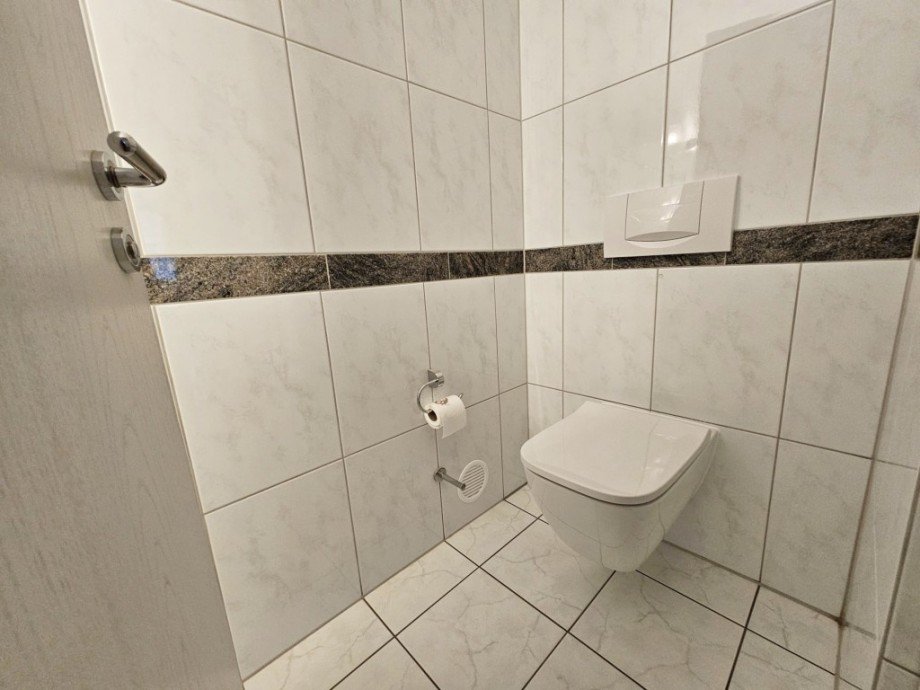 G�ste-WC Etagenwohnung Solingen