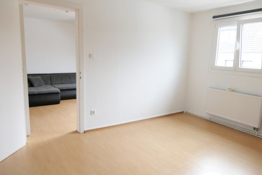 Zimmer DG Mehrfamilienhaus Solingen
