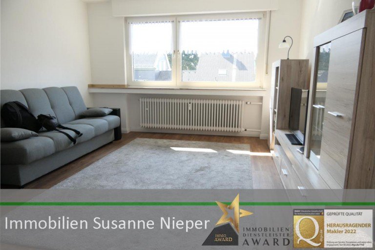 Wohnzimmer Solingen Etagenwohnung Kleine, gem�tliche Wohnung im 1.OG - komplette M�bel�bernahme m�glich
