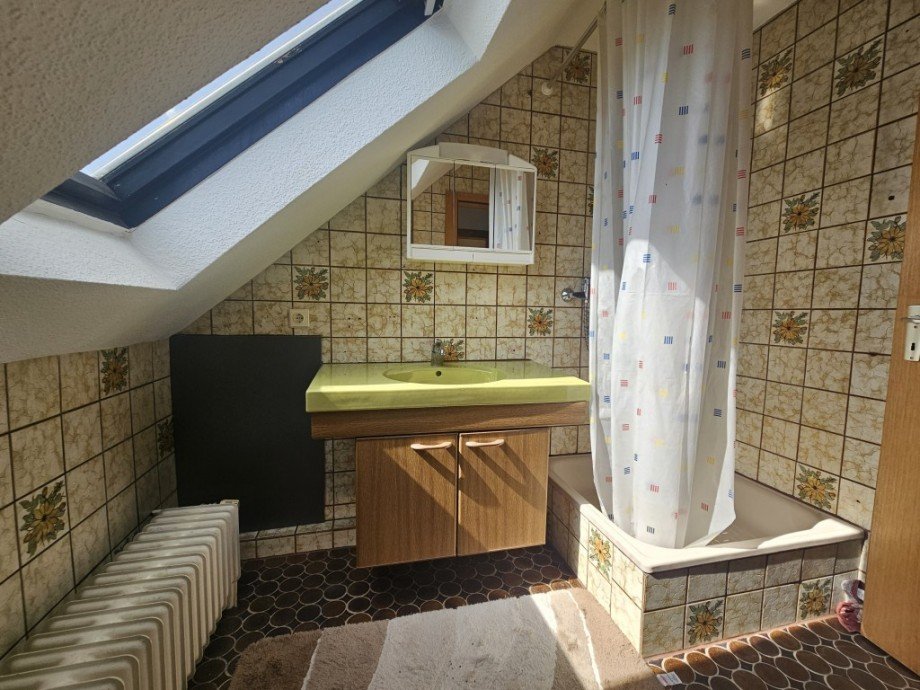Badezimmer DG Zweifamilienhaus Solingen