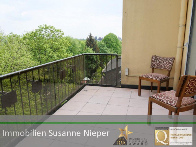 Balkon Remscheid Etagenwohnung Wohnambiente im Jugendstil mit XXL-Balkon - Remscheid Vieringhausen