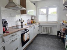 K�che Gepflegtes 6-Familienhaus in Hilden. Attraktiver Wohnstandort zwischen Rheinland und Bergischem Land