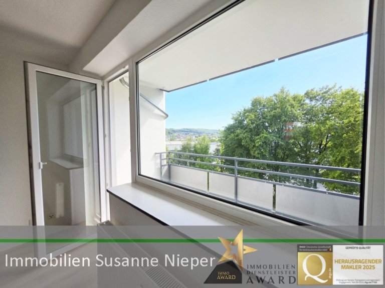 Balkon Wuppertal Etagenwohnung Familiengl�ck in Wuppertal - 4-Zimmerwohnung mit Balkon und Aufzug in Wuppertal Langerfeld - HS26 3.OG ReVo
