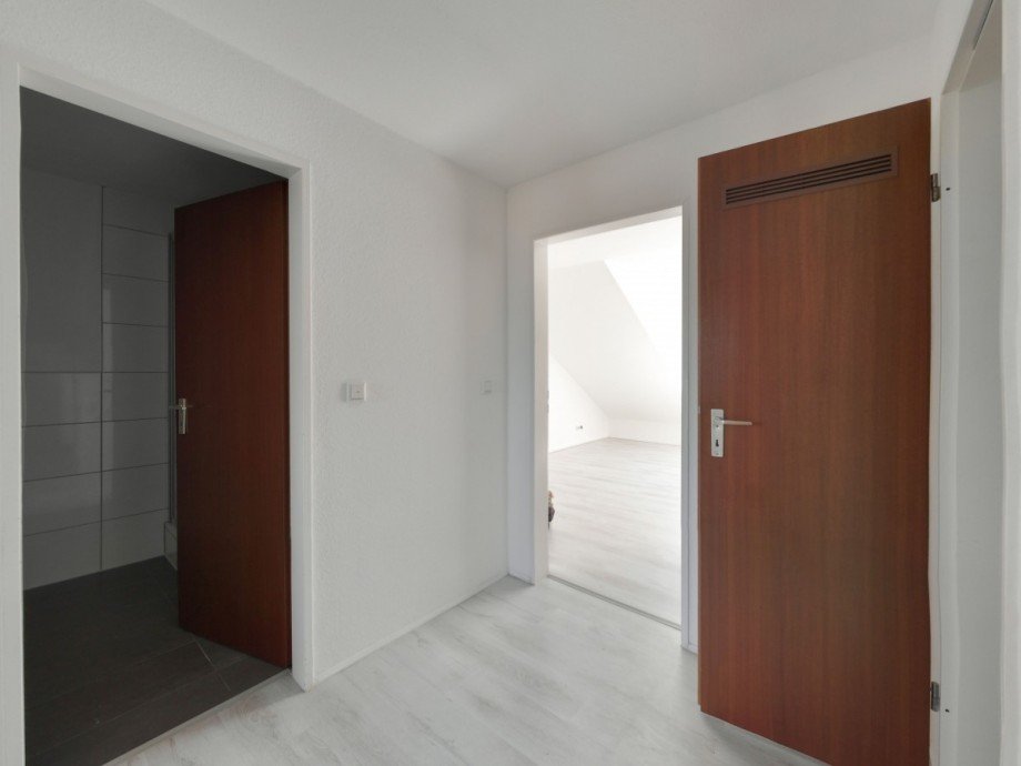 Eingang Dachgeschosswohnung D�sseldorf