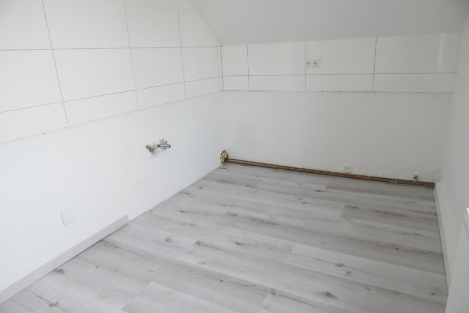K�che DG Mehrfamilienhaus Solingen