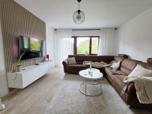 Wohnzimmer Gepflegtes 6-Familienhaus in Hilden. Attraktiver Wohnstandort zwischen Rheinland und Bergischem Land