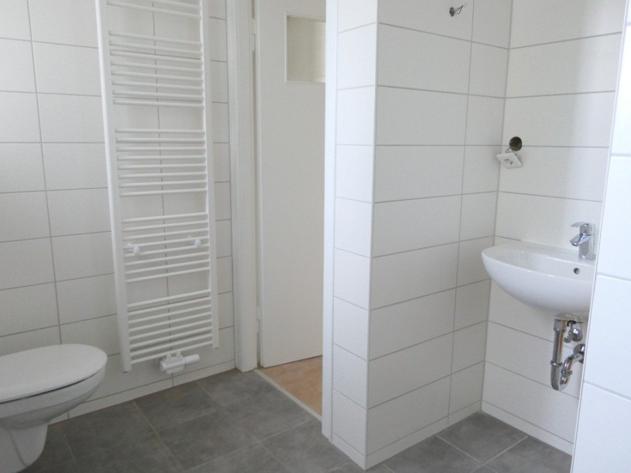 Badezimmer EG Mehrfamilienhaus Solingen