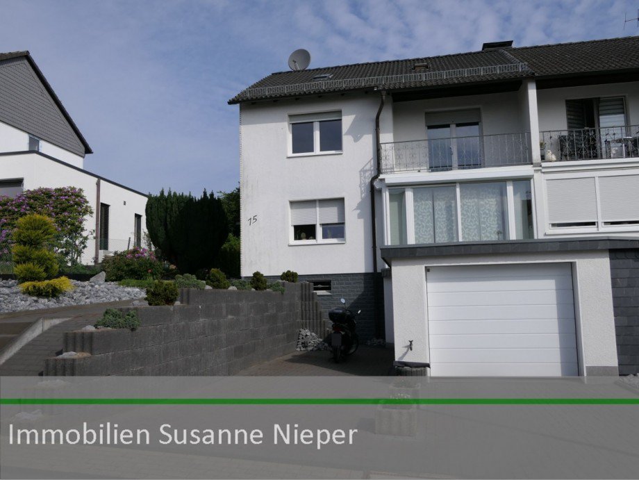 P1210319_2 Doppelhaush�lfte Solingen