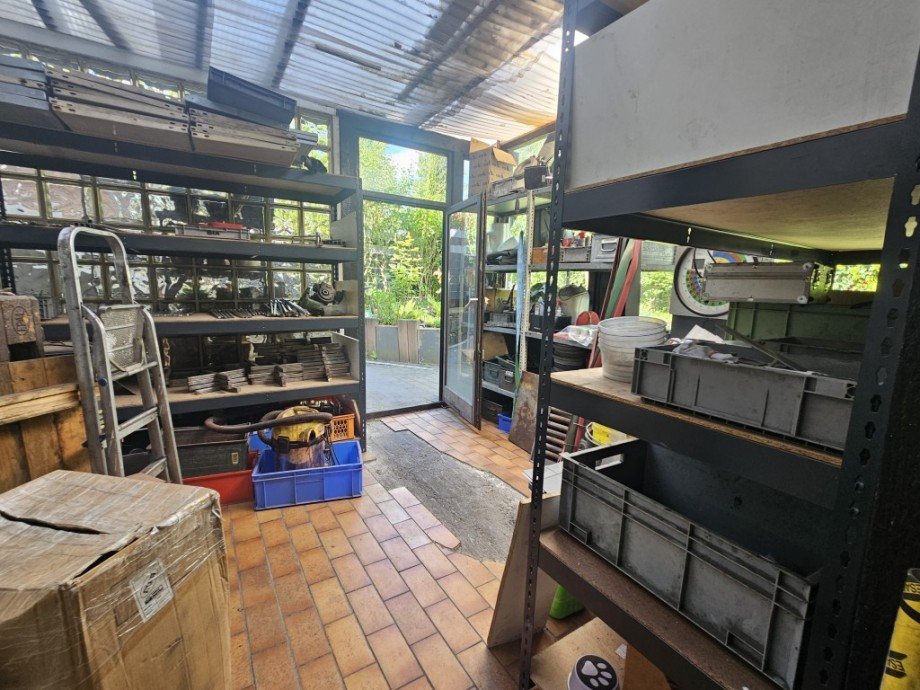 Betriebsgeb�ude Zweifamilienhaus Solingen
