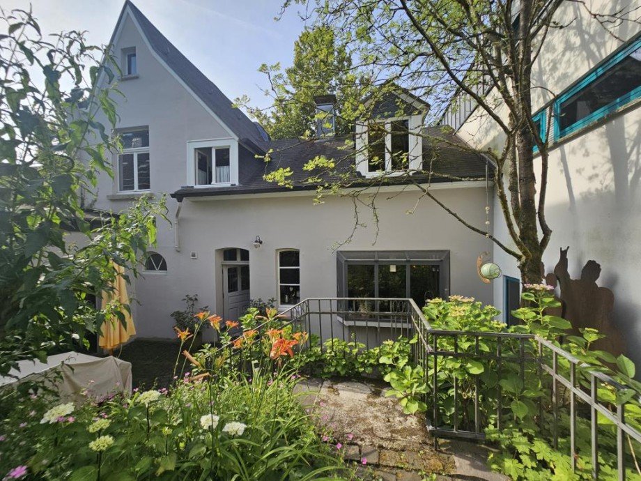 Hausansicht R�ckseite Einfamilienhaus Solingen