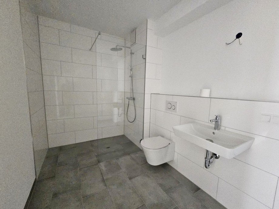 Bad en Suit Etagenwohnung Solingen