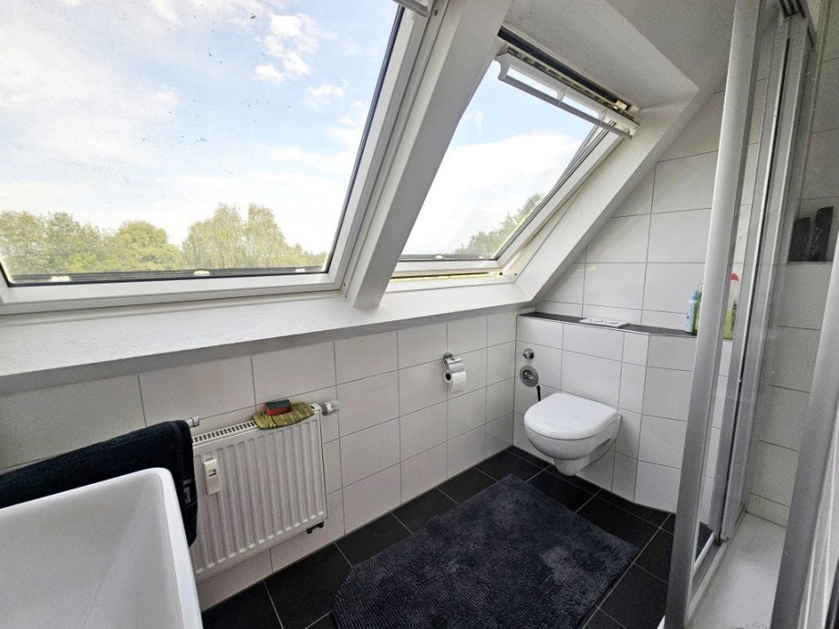 Badezimmer Dachgeschosswohnung Solingen