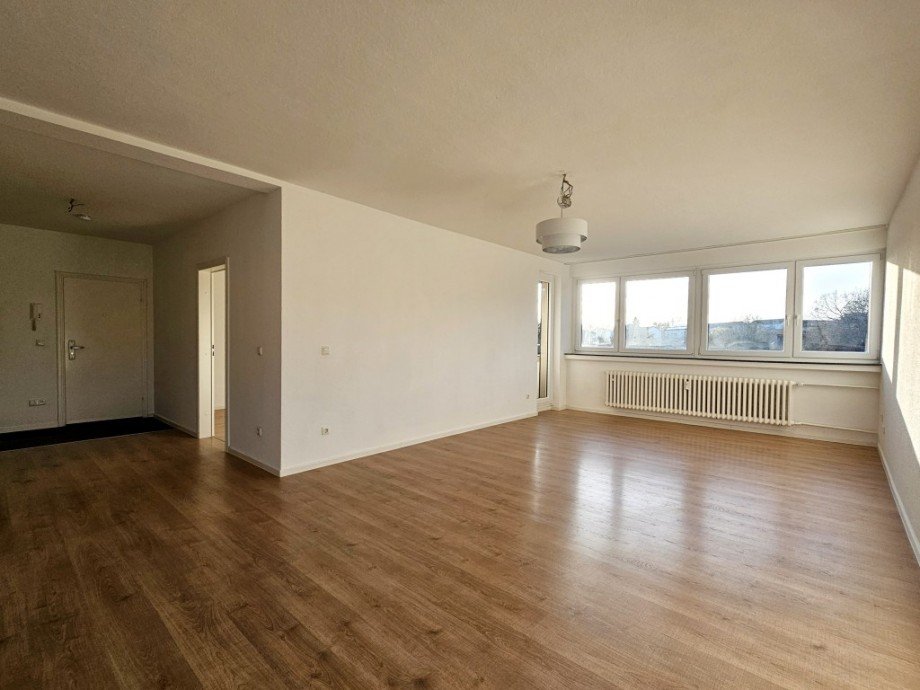 Wohn- und Essbereich Etagenwohnung Wuppertal