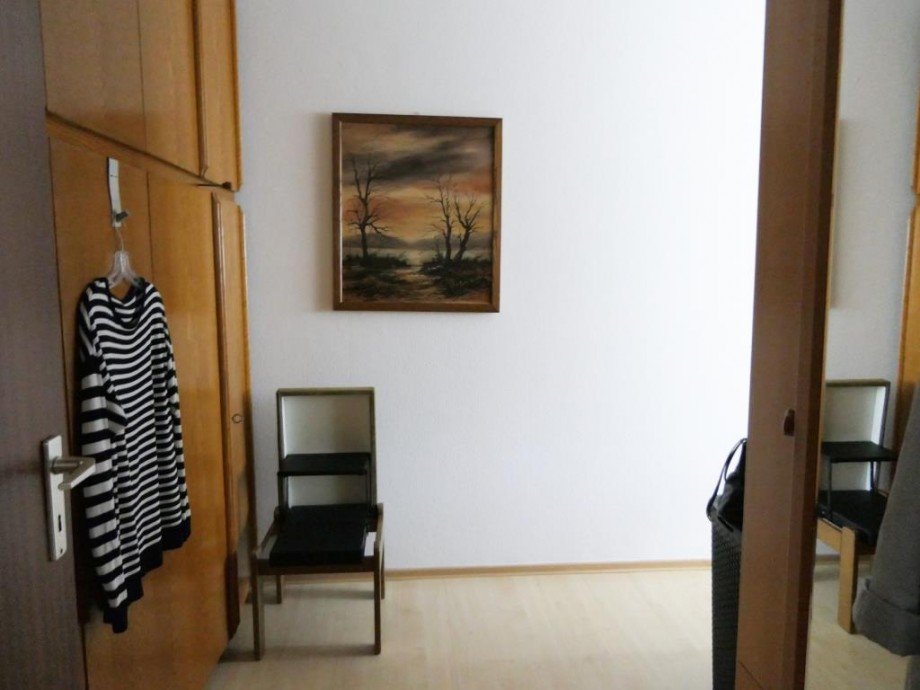 Ankleidebereich Etagenwohnung Solingen