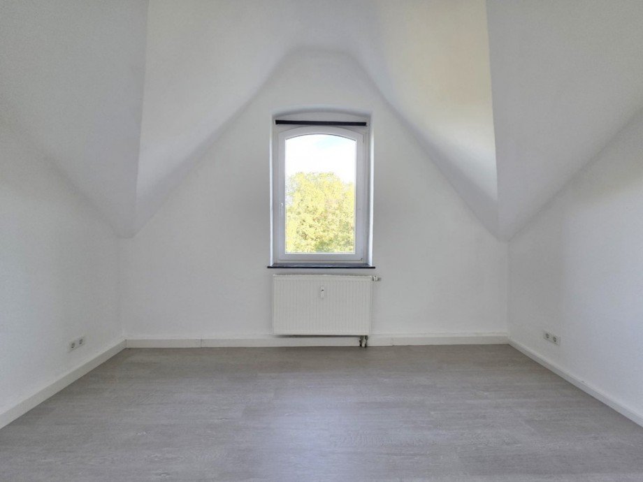 Kinderzimmer/B�ro Dachgeschosswohnung Solingen