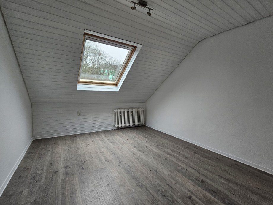 Schlafzimmer 2 Dachgeschosswohnung Wuppertal