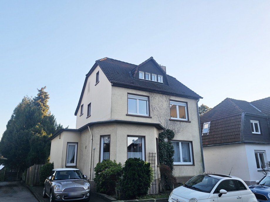 Au�enansicht vorne Maisonettewohnung Solingen