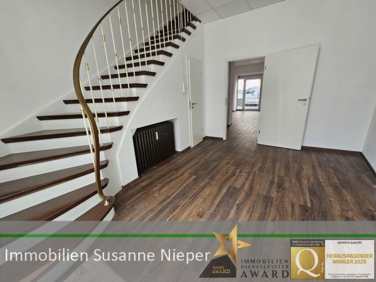 Ladenfl�che EG Wuppertal B�rohaus Ladenlokal - B�ro - Praxis. Gewerbefl�che im Zentrum von Wuppertal Elberfeld