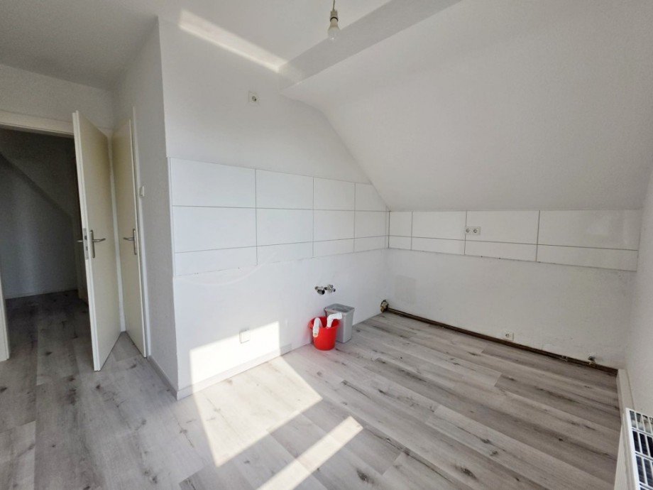 K�che DG Mehrfamilienhaus Solingen