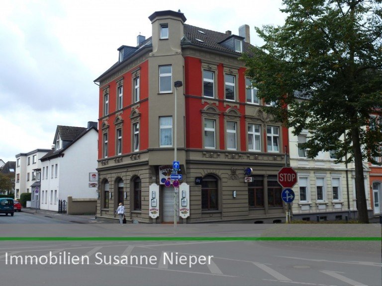 P1360988_2 Solingen Mehrfamilienhaus Wohn- und Gesch�ftshaus als Kapitalanlage im Herzen von Ohligs