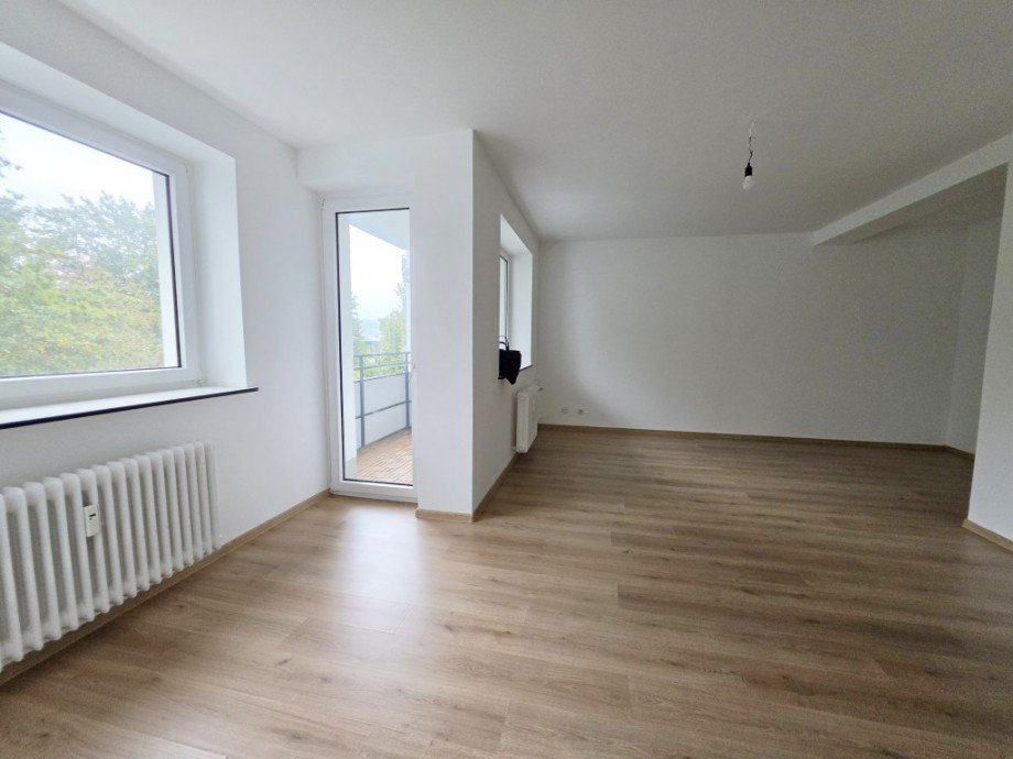 Wohn- und Schlafzimmer Etagenwohnung Wuppertal