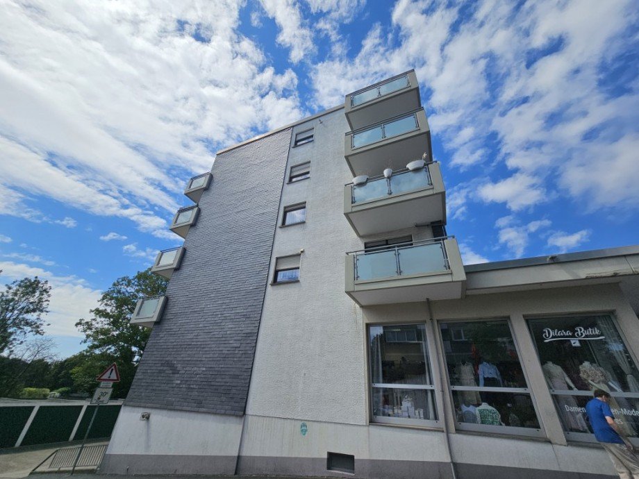 Hausansicht Etagenwohnung Remscheid