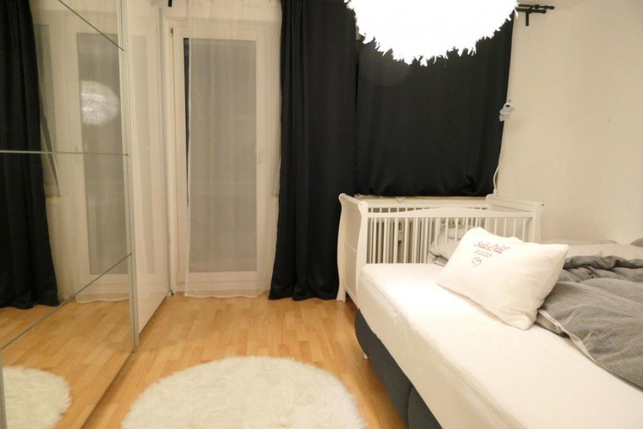 Schlafzimmer Etagenwohnung Solingen