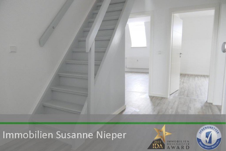 Diele Solingen Maisonettewohnung Top renovierte Maisonettwohnung mit 130 m� - Perfekt f�r eine Wohngemeinschaft