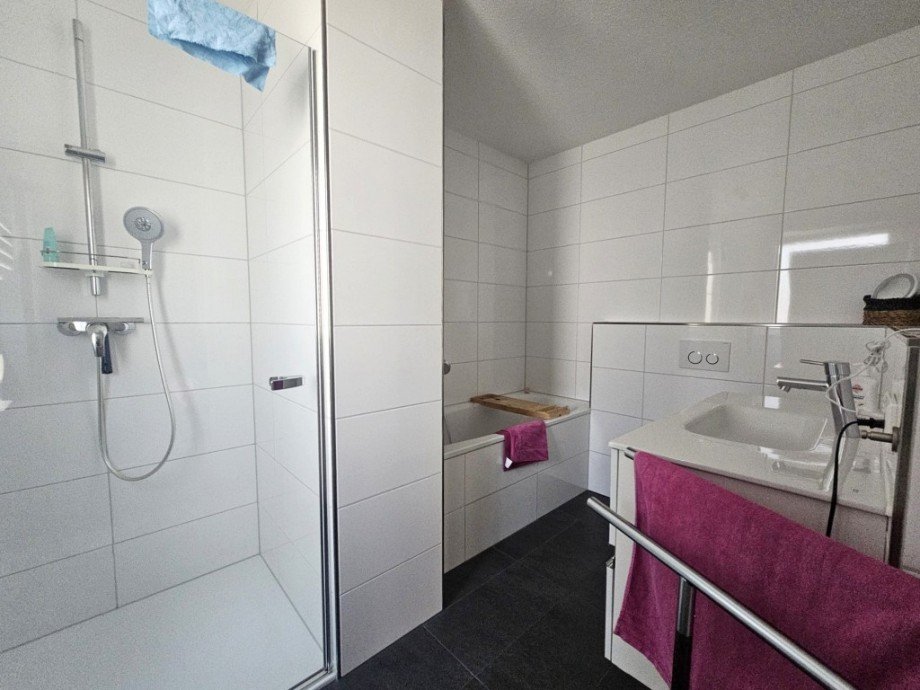 Bad en Suit Etagenwohnung Solingen
