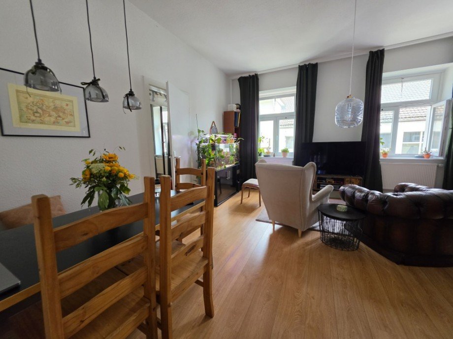 Wohnzimmer 2.OG Mehrfamilienhaus Solingen
