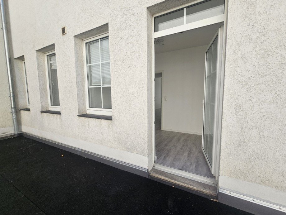 Terrasse Innenhof Erdgeschosswohnung Solingen