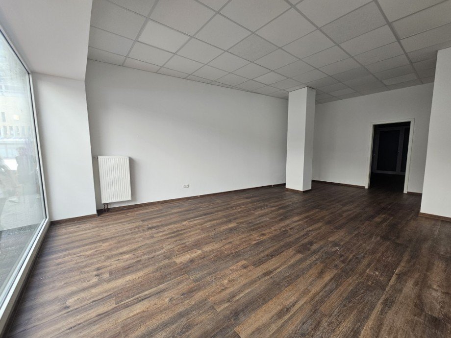 Ladenfl�che EG B�rohaus Wuppertal