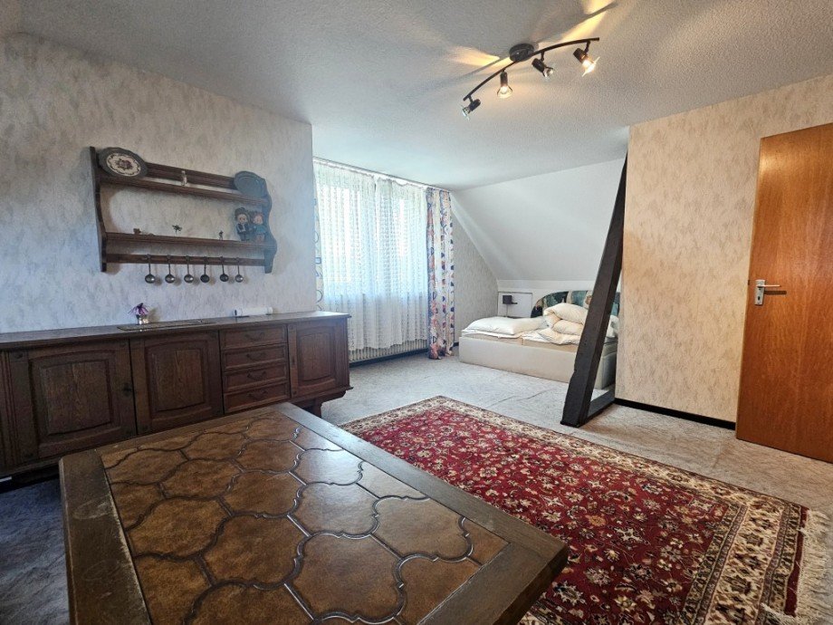 Zimmer DG Zweifamilienhaus Solingen