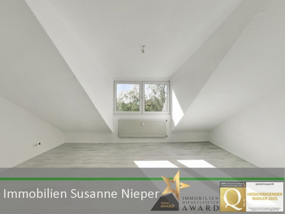 Wohnzimmer Dachgeschosswohnung D�sseldorf