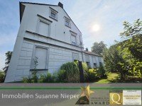 Hauptbild Freistehendes 3-Familienhaus mit Garten in Solingen Wald - Zwei Wohnungen sofort beziehbar